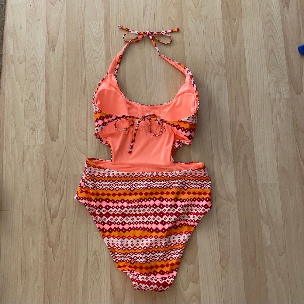 Aerie NWOT Side Cut Out Monokini - Picture 7 of 10